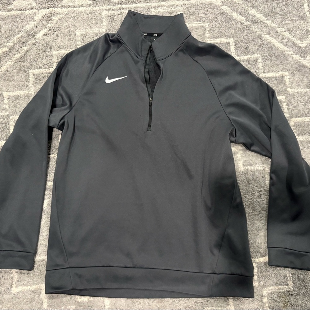 Nike Therma Black Quarter-Zip Sweatshirt